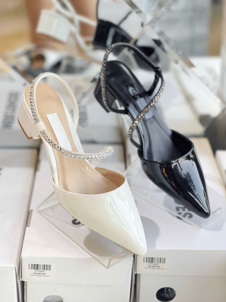 [Best Seller] Giày Cao Gót Đế Vuông 3cm Dây Đính Đá Merly 1047 Trắng Bóng, Sandal Quai Hậu Bít Mũi, Giày Công Sở Nữ, Giày Cao Gót Bigsize, Slingback, Giày Cưới, Cao Gót Mũi Nhọn