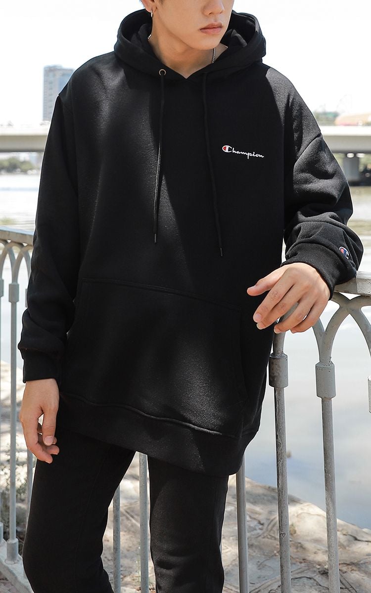 Champion Embroidered Logo Hoodie In Black