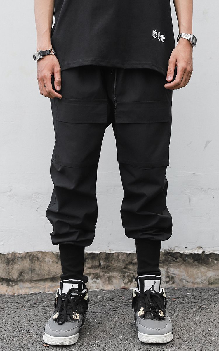 Jogger Pants With Pockets In Black