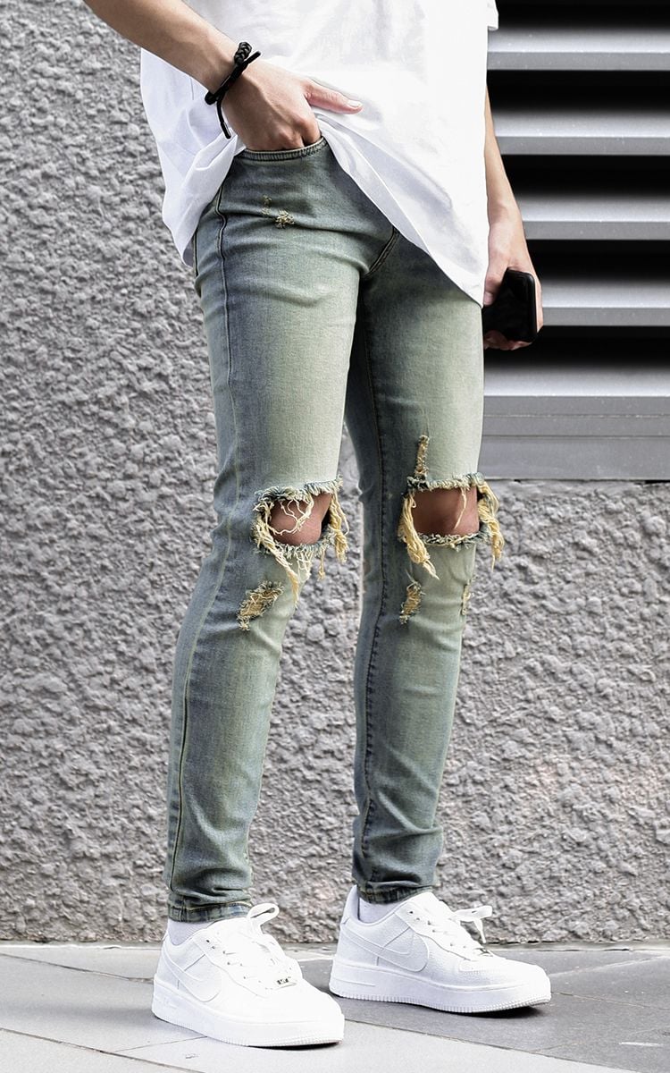 Skinny Jeans With Knee Rips In Vintage Dirty Wash Blue