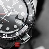 Đồng hồ nam Seiko 5 Sport automatic GMT SSK001J1 dây Jubilee Made in Japan SSK001