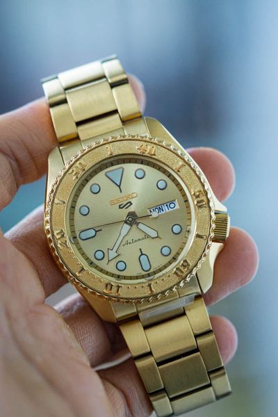 Đồng hồ seiko automatic cũ Seiko 5 sport 42mm SRPE74K1 Like new 98%