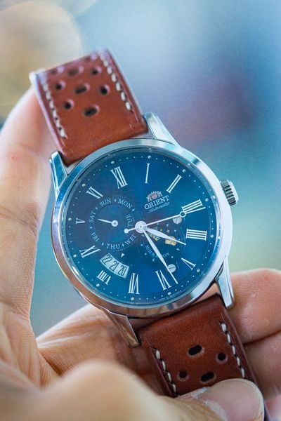 Đồng hồ Orient automatic cũ 3 RA-AK0011D30B ( RA-AK0011D10B )