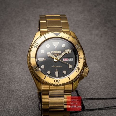 Đồng hồ nam dây thép Seiko 5 Sport SRPK18 US-Only Made in Japan SRPK18J8