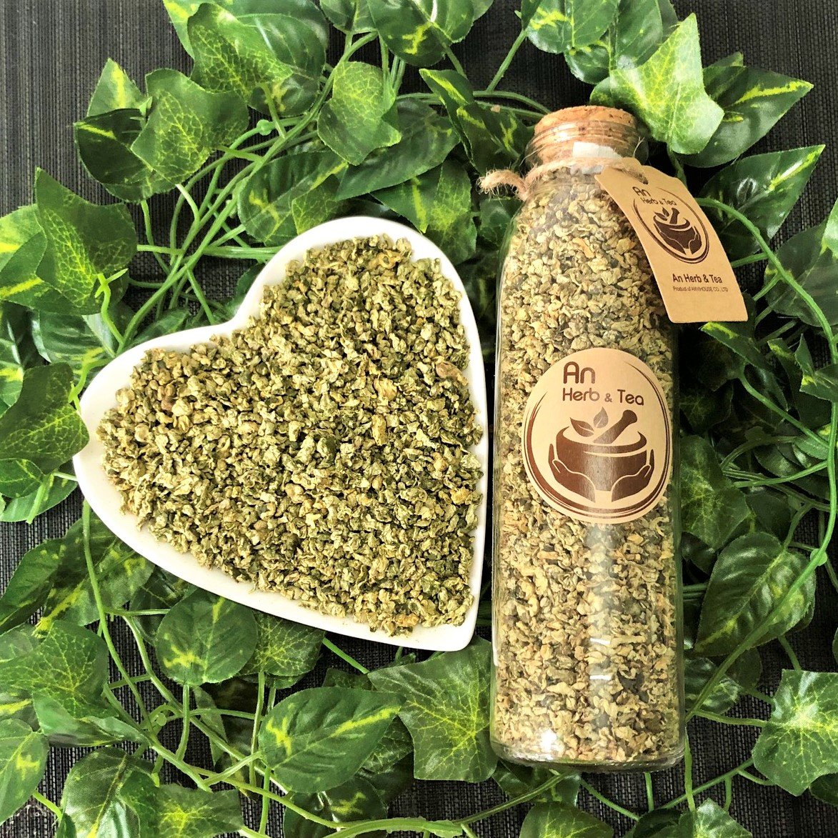 Vận chuyển trà lá sen sang Ý nhanh chóng, an toàn, tiết kiệm