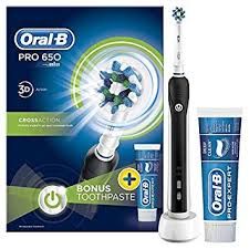 Bàn chải đánh răng điện Oral-B Pro 650 3D (220 -240V)- Phiên bản châu Âu.