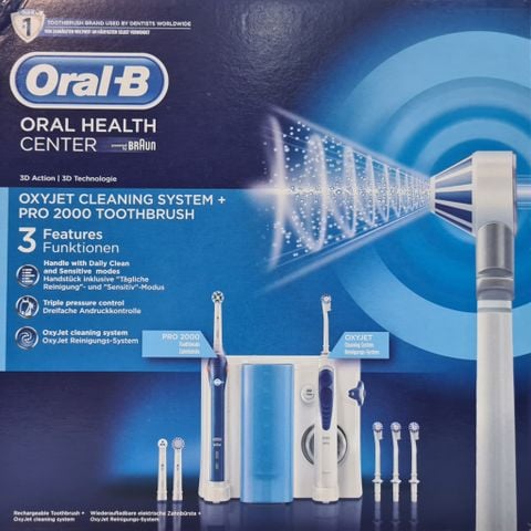 Bộ bàn chải điện Oral-B PRO 2000 + Tăm nước Oral-B Professional Care Oxyjet irrigator