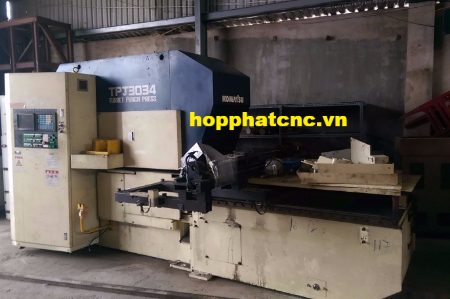 Máy đột CNC Komatsu TPJ3034 Fanuc  04PC