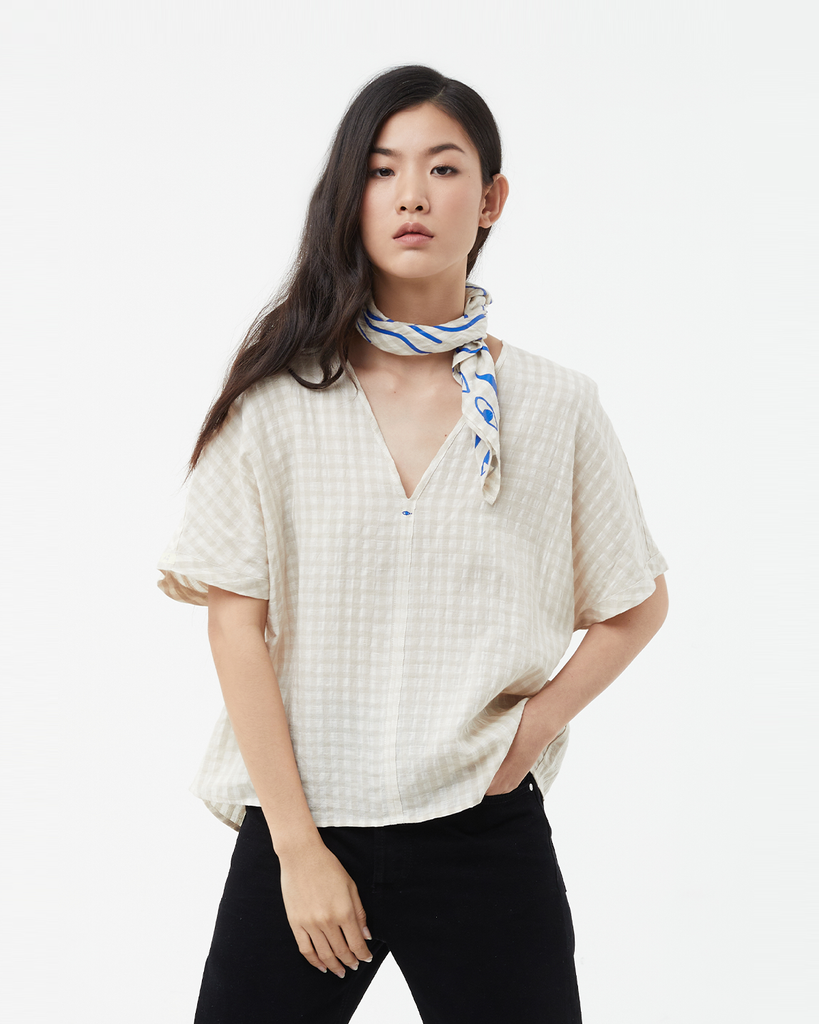 Blouses TheBlueTshirt Make women confident in who they are