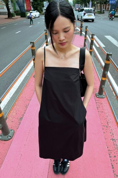 Đầm A Line Poplin Dress - Black