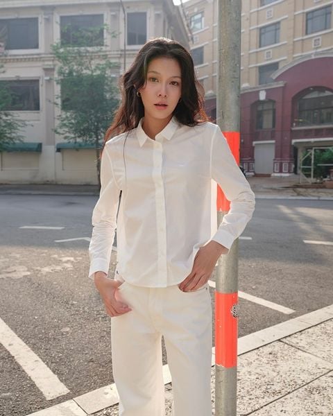 Áo Ultimate Classic Shirt - White