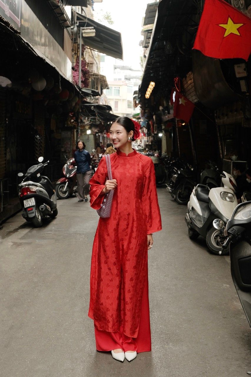BlueMade Silk: Traditional Values in Modern Life