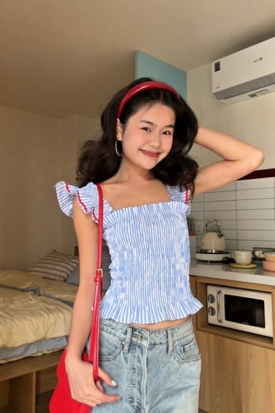 Áo Girly Top - People Stripe Red ZigZag