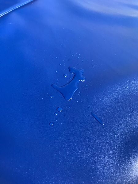 Nệm y tế simili chống thấm có khoét lỗ bô vệ sinh