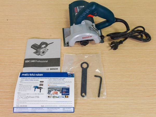 Máy cắt gạch Bosch GDC 140 (All new)