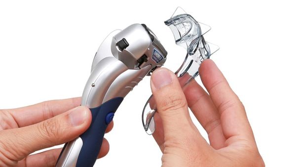 Máy cạo râu Panasonic ES-SL41-R453