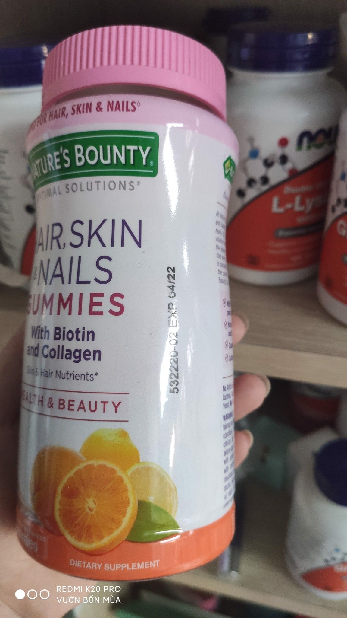 Nature's Bounty Hair, Skin & Nails with Biotin and Collagen gummie