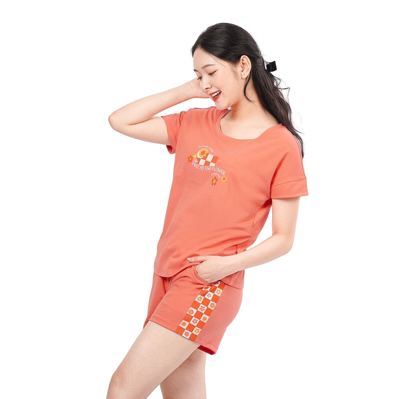 Set đồ bộ nữ kiểu quần đùi tay ngắn chất vảy cá cotton cvc mát 195p 5102