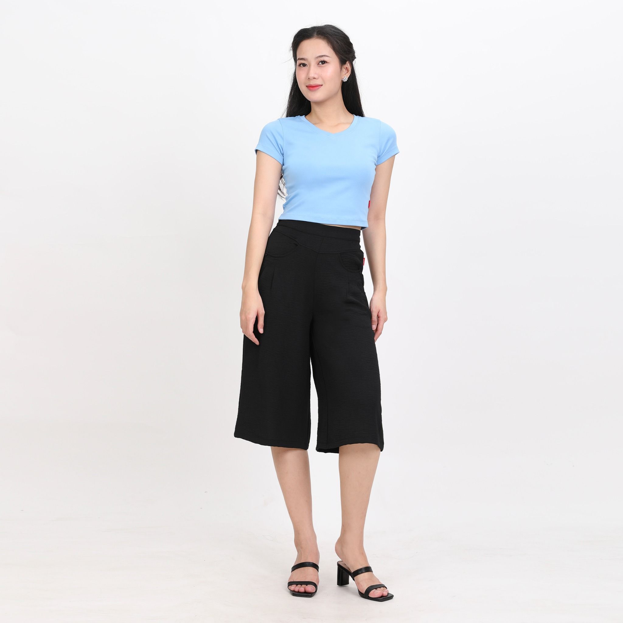 Quần thể thao nữ ống lửng chất đũi 338p 8522