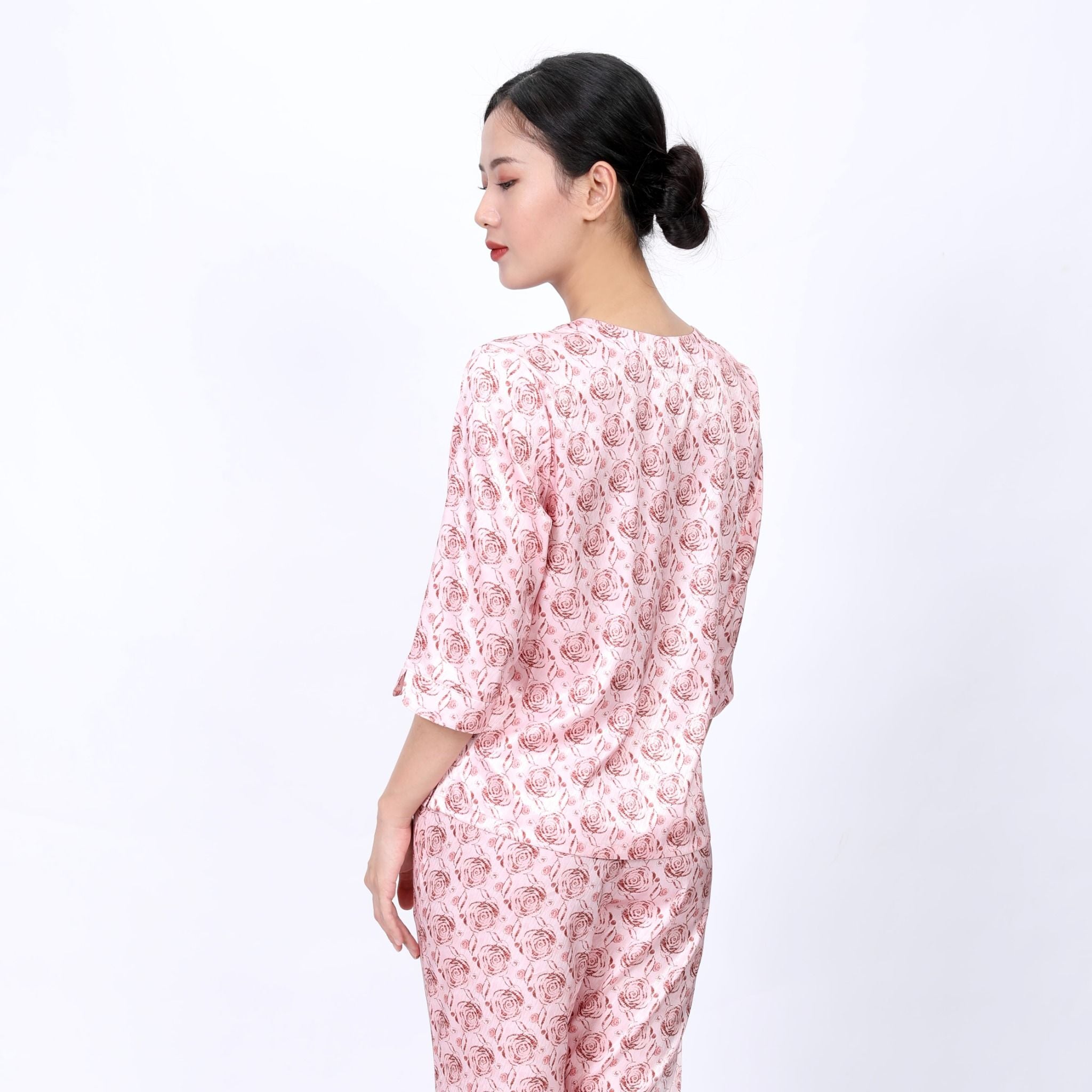 Set đồ bộ nữ kiểu quần dài tay lỡ chất lụa nhung 263p 6001