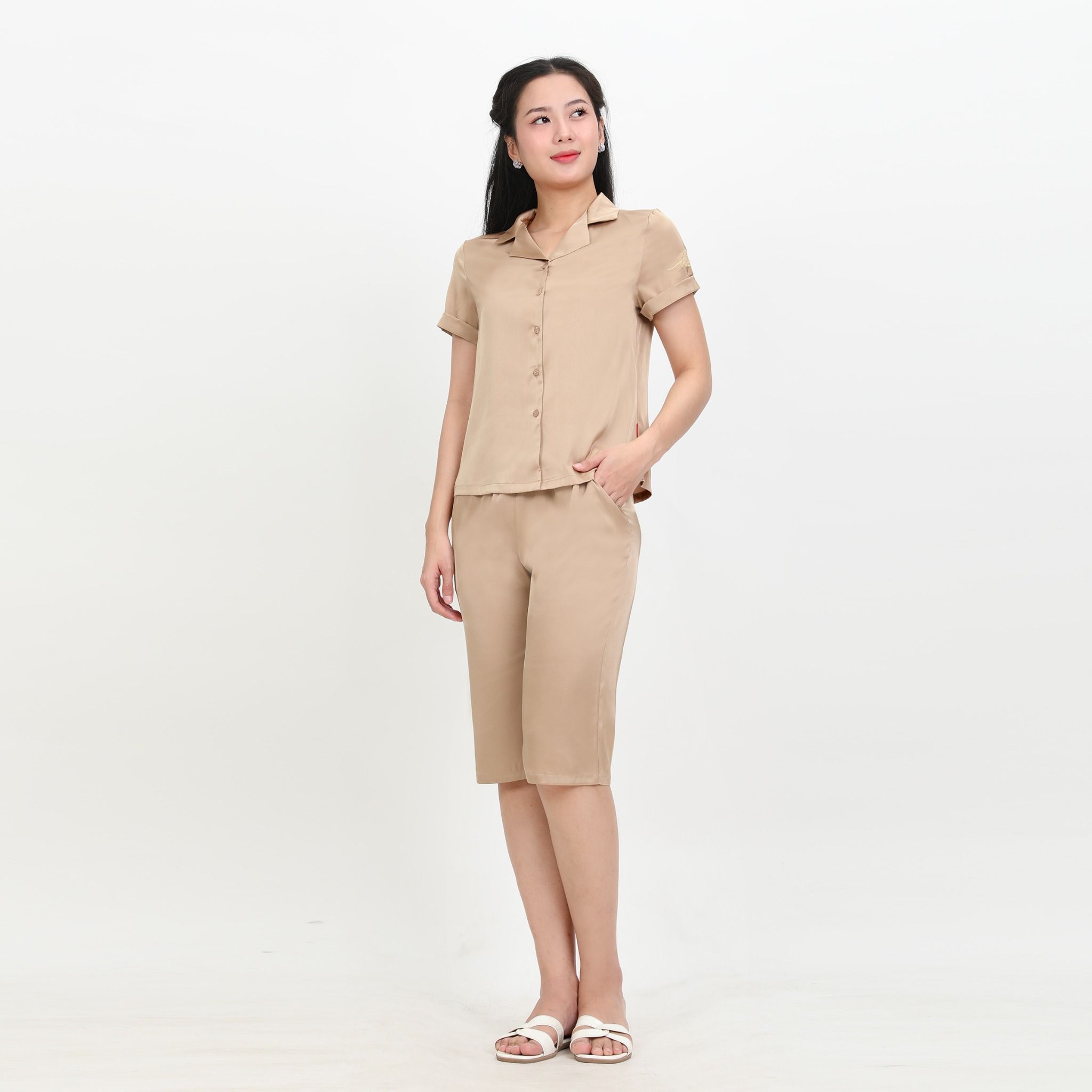Set đồ bộ nữ kiểu quần lửng tay ngắn chất lụa nhung 264p 4315