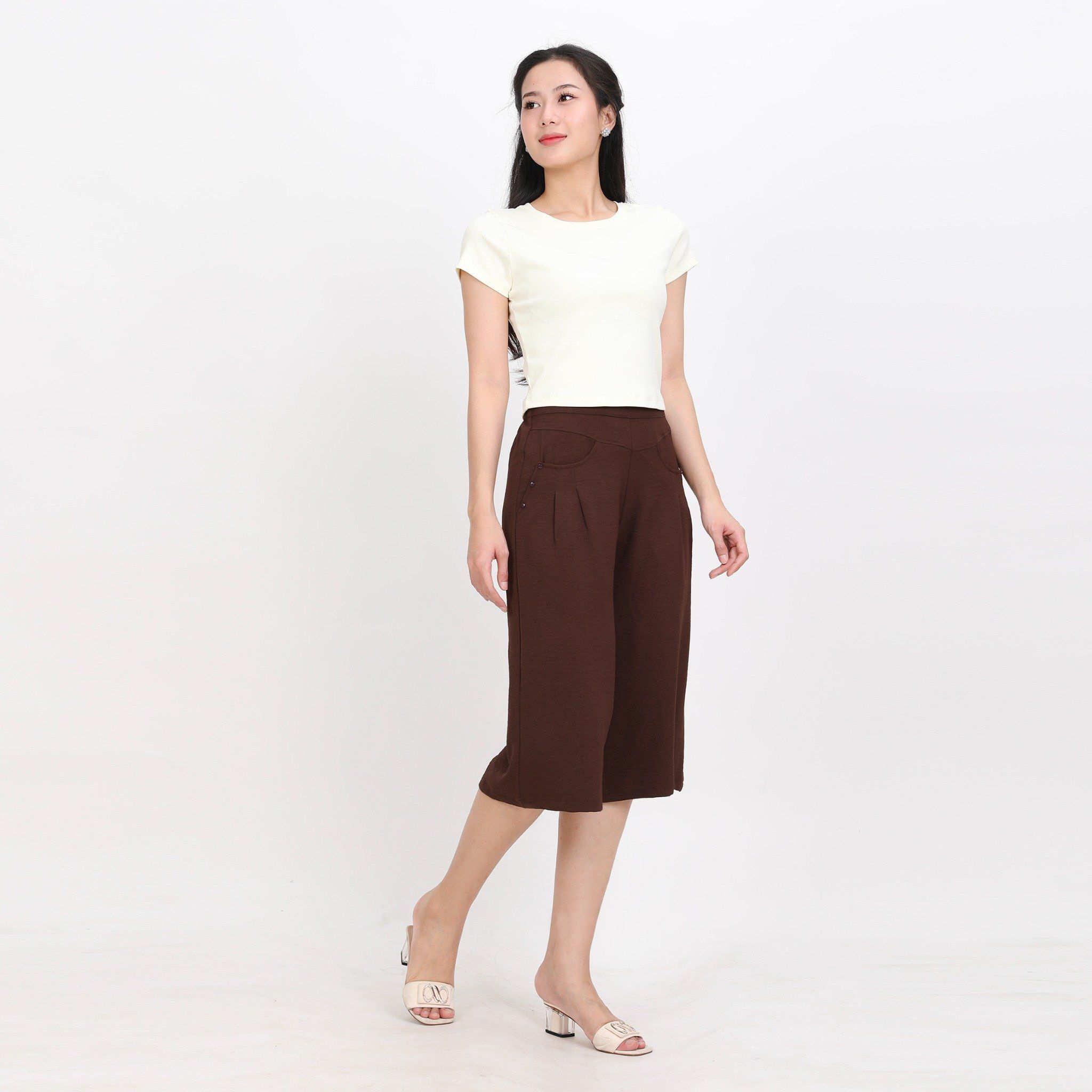 Quần thể thao nữ ống lửng chất đũi 338p 8522