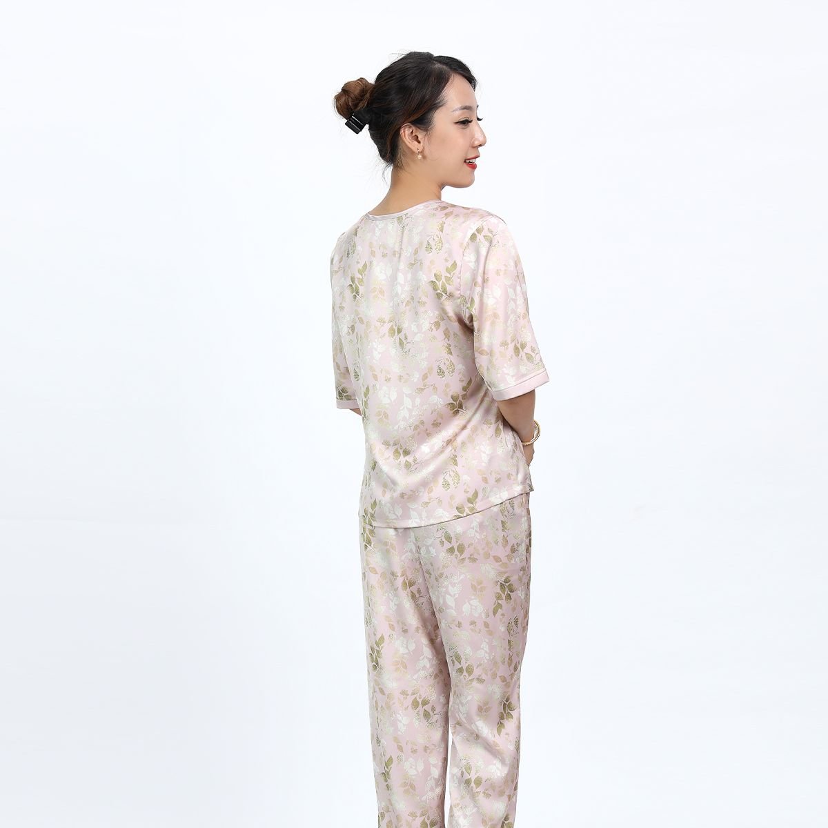 Set đồ bộ nữ kiểu quần dài tay ngắn chất lụa nhung 263p 3349