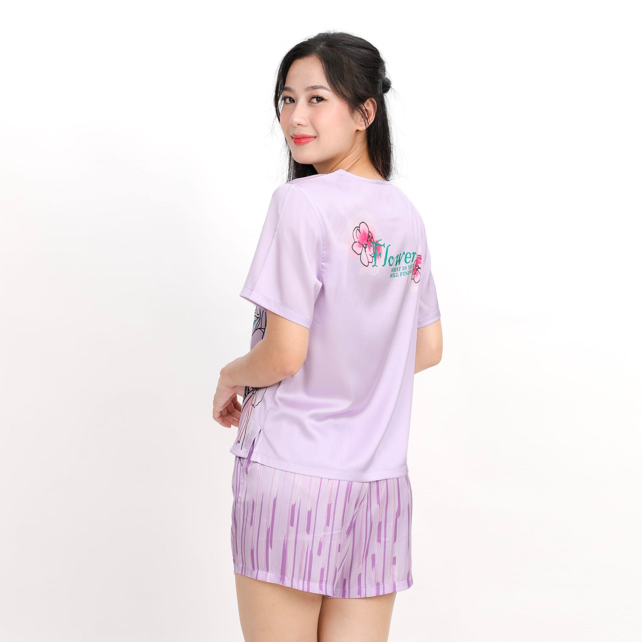 Set đồ bộ nữ kiểu quần đùi tay ngắn chất lụa nhung 265p 2108