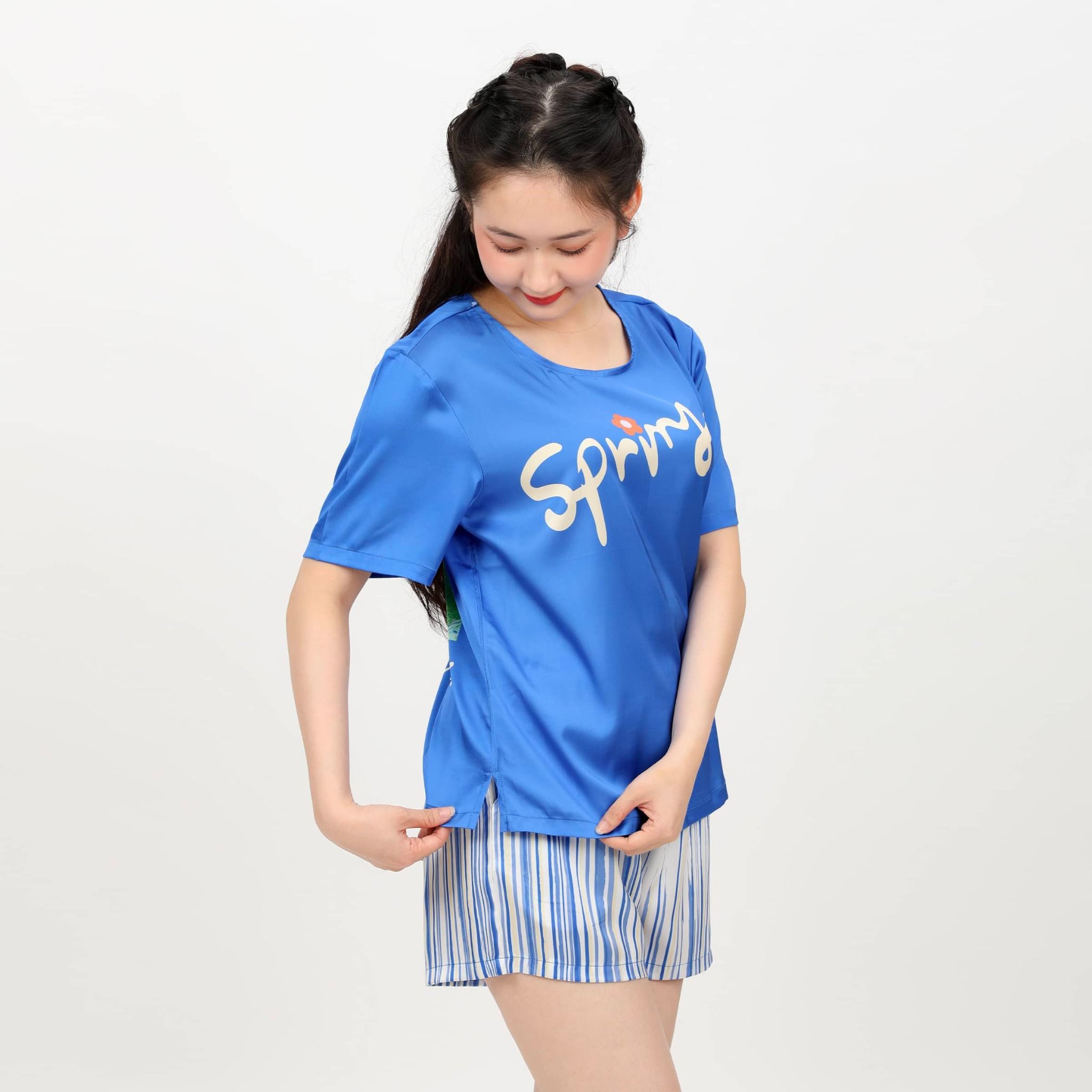Set đồ bộ nữ kiểu quần đùi tay ngắn chất lụa nhung 265p 2101