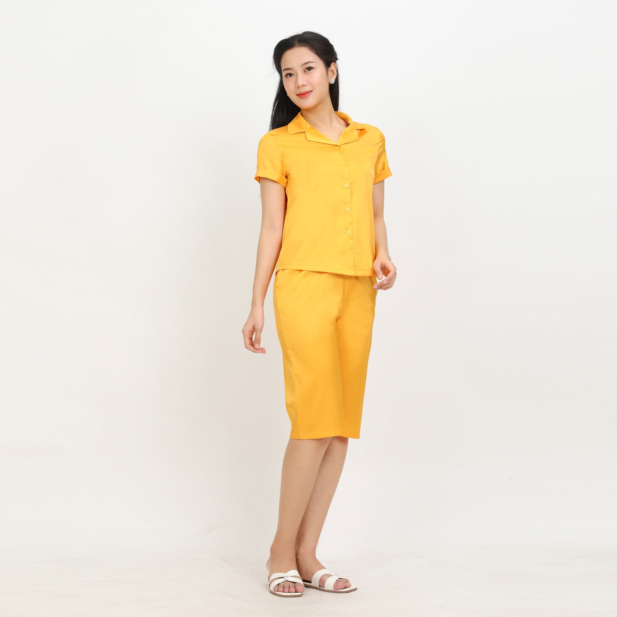 Set đồ bộ nữ kiểu quần lửng tay ngắn chất lụa nhung 264p 4315