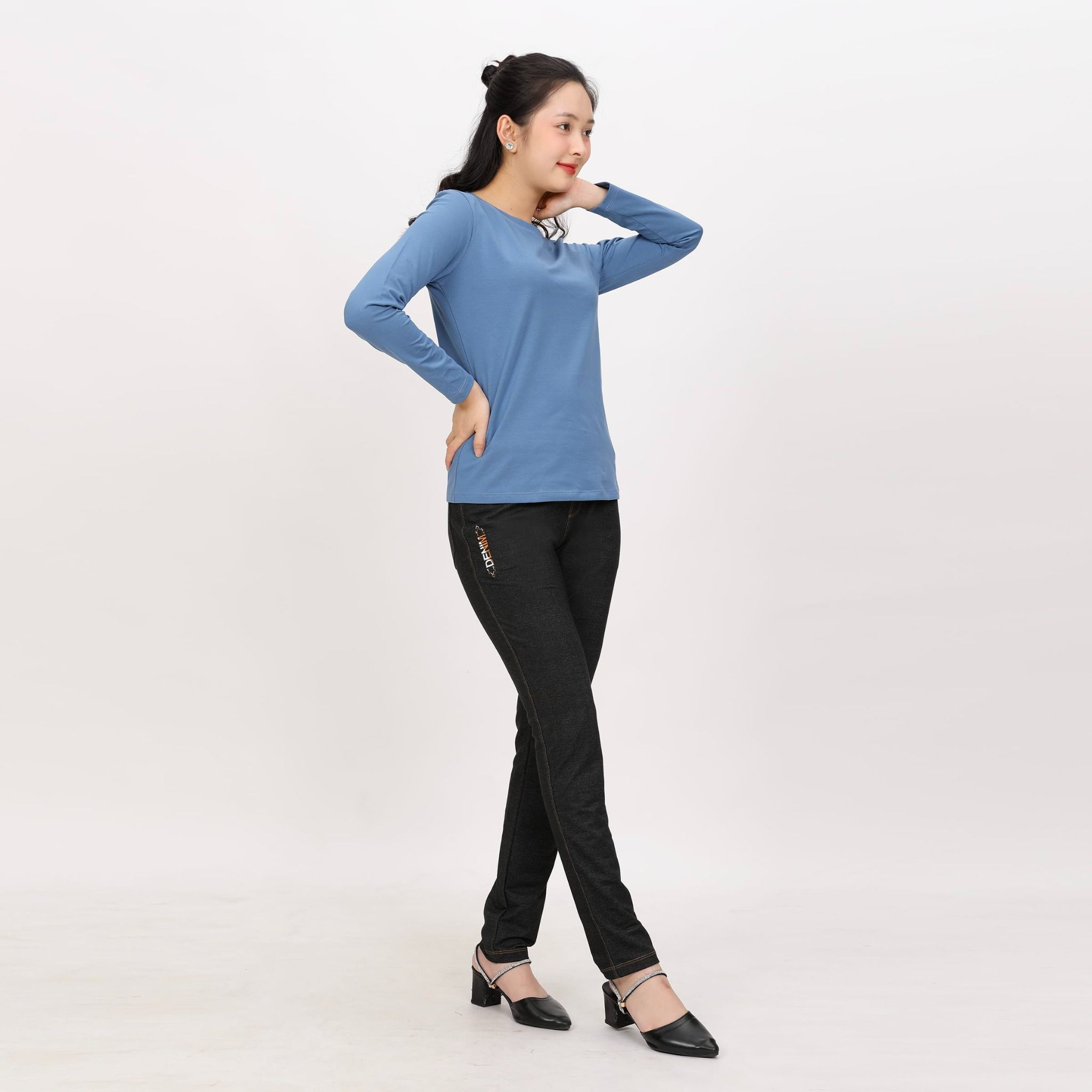Áo thun nữ tay dài Cổ Tròn chất cotton siêu mát 020p 0263