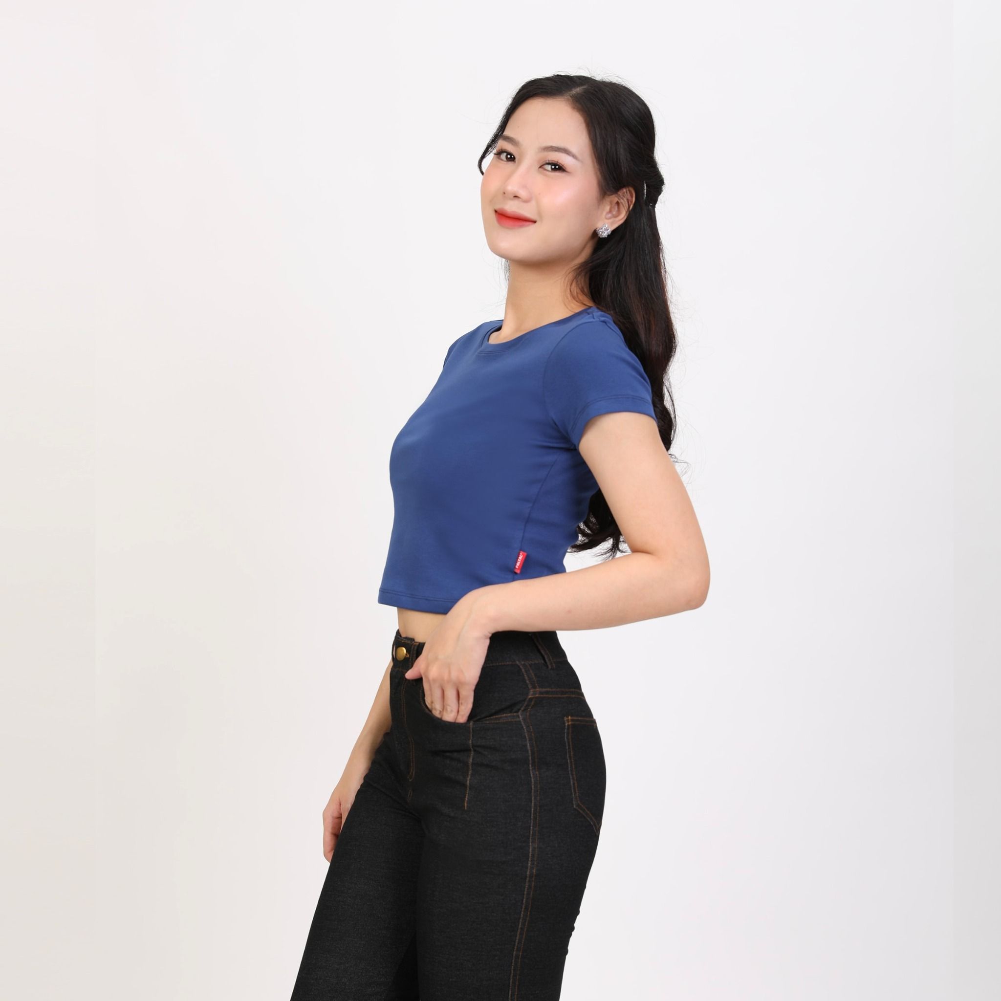 Áo thun nữ croptop tay ngắn Cổ Tròn chất rib chất cotton siêu mát 220p 0265
