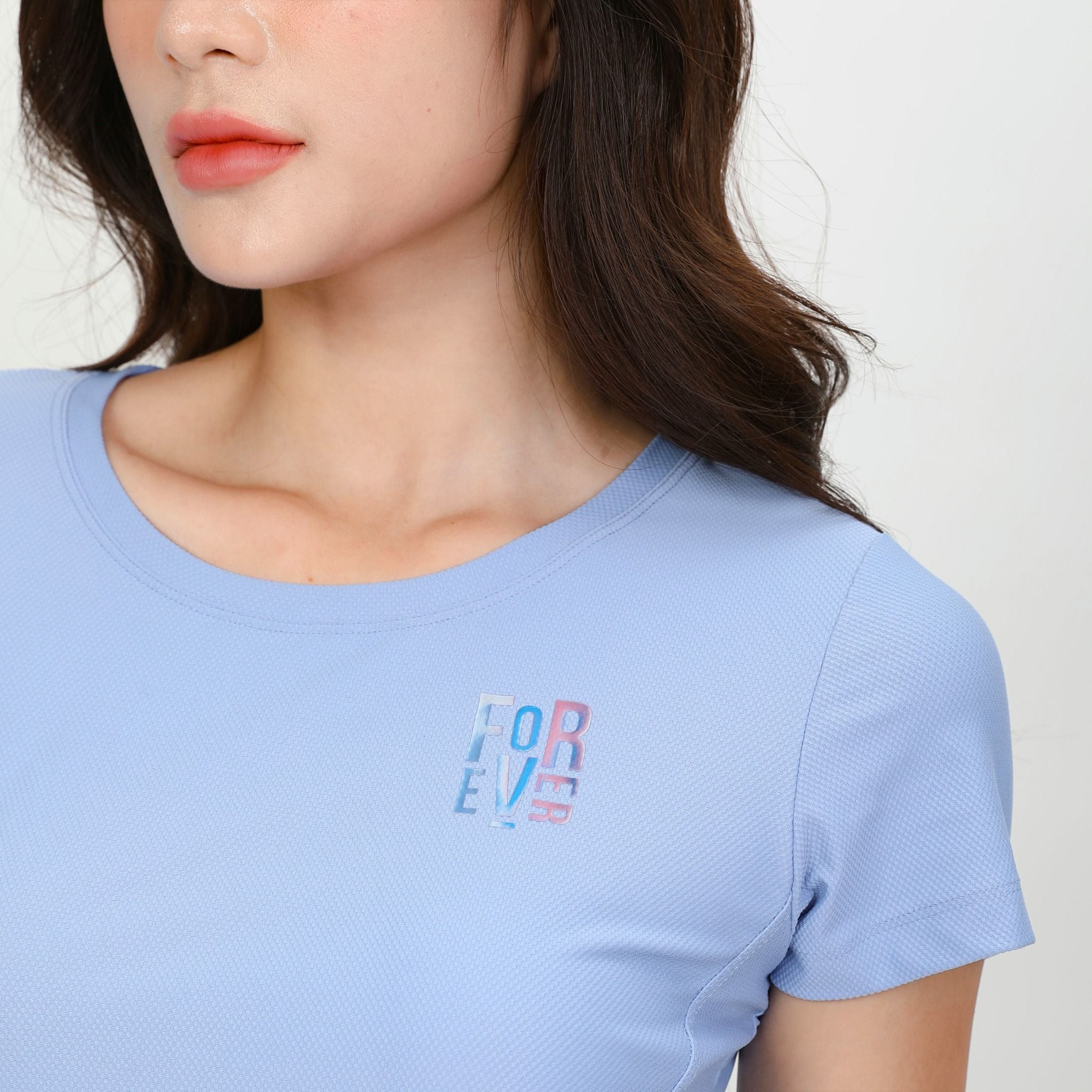 Bộ nữ thể thao chất silk lạnh kiểu quần lửng tay ngắn 374p 4304