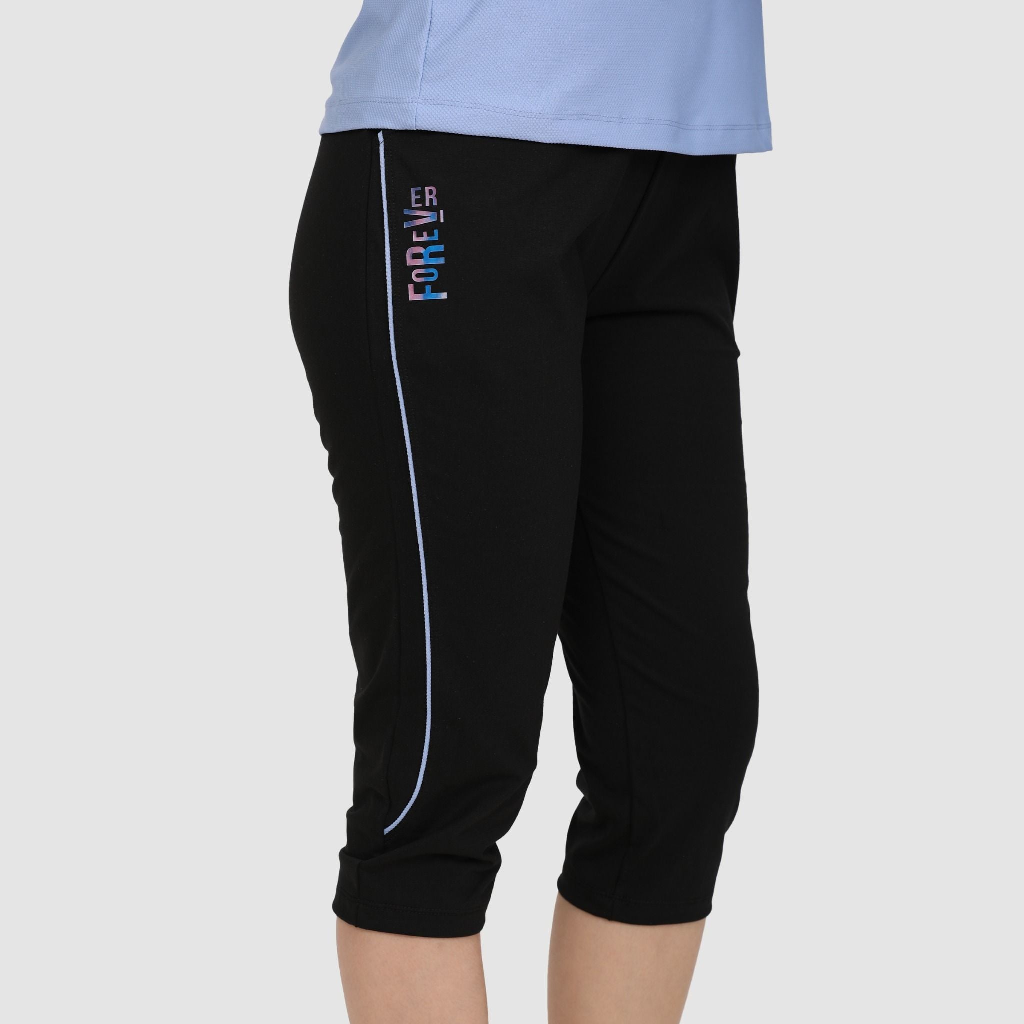 Bộ nữ thể thao chất silk lạnh kiểu quần lửng tay ngắn 374p 4304