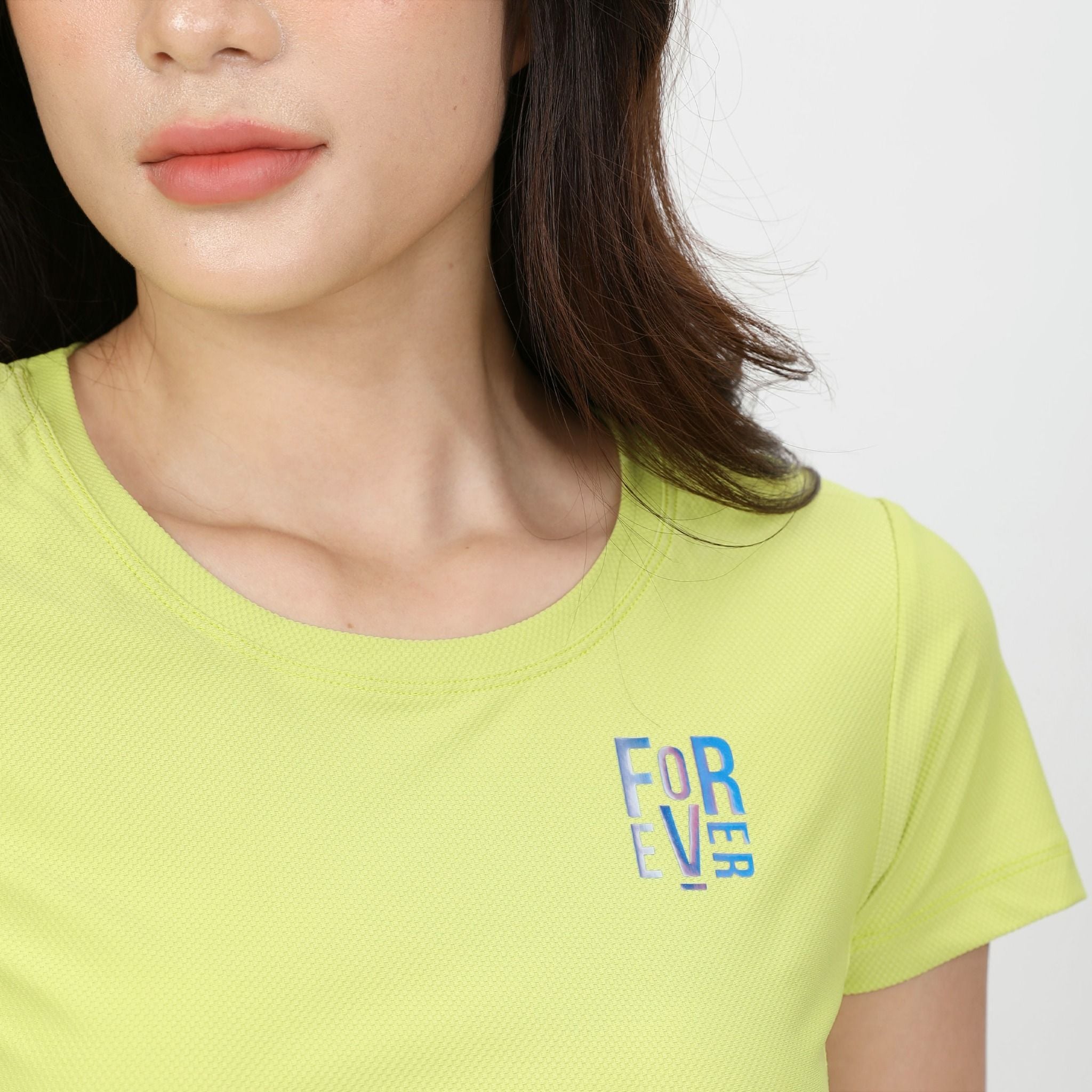 Bộ nữ thể thao chất silk lạnh kiểu quần lửng tay ngắn 374p 4304