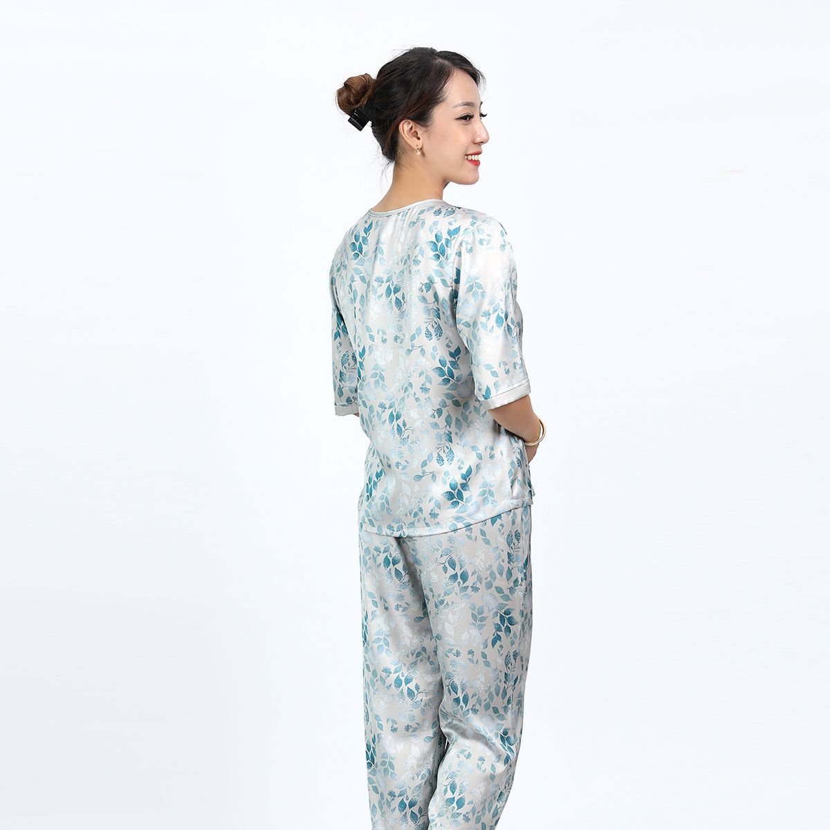 Set đồ bộ nữ kiểu quần dài tay ngắn chất lụa nhung 263p 3349