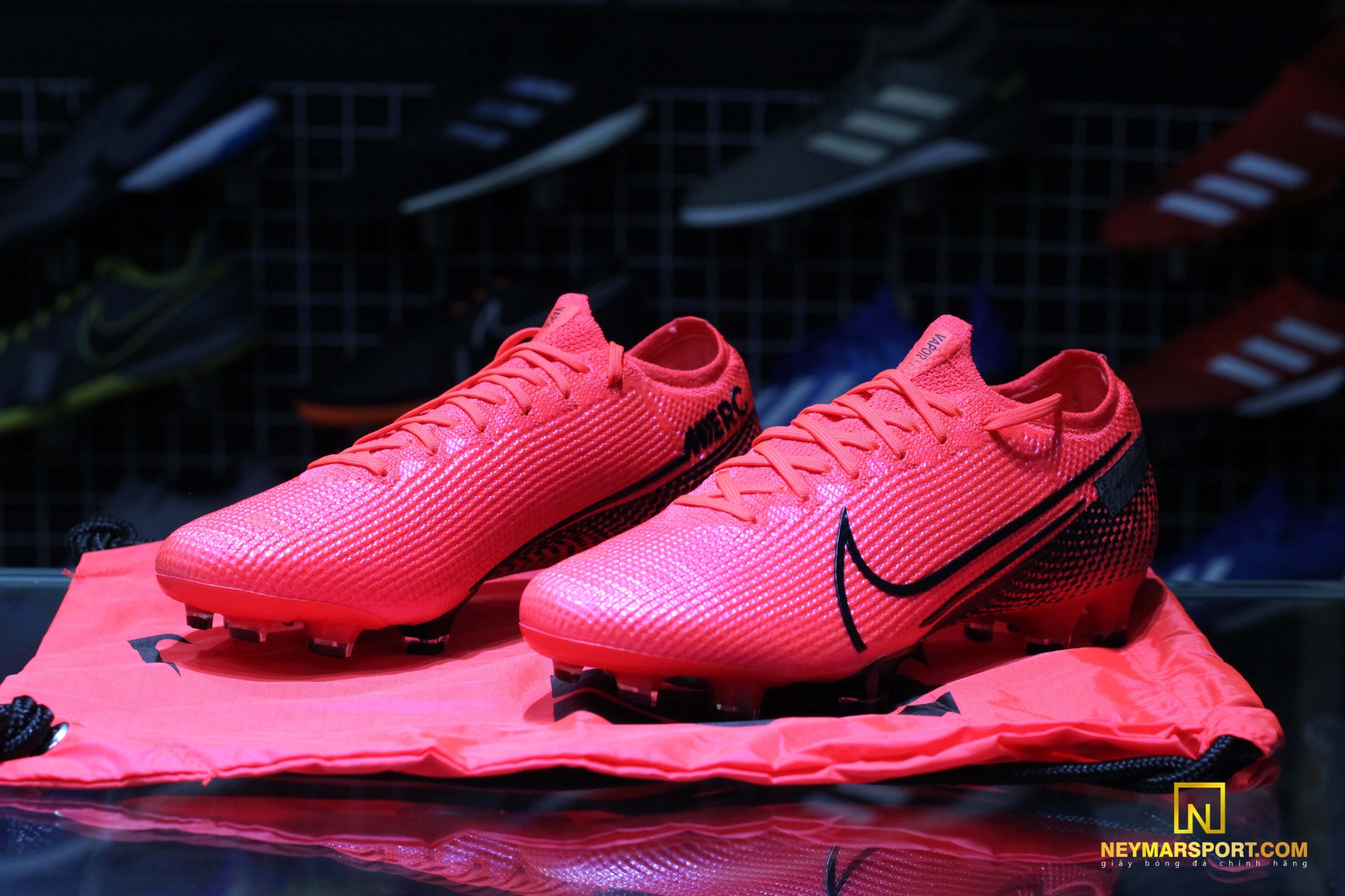 mercurial laser crimson