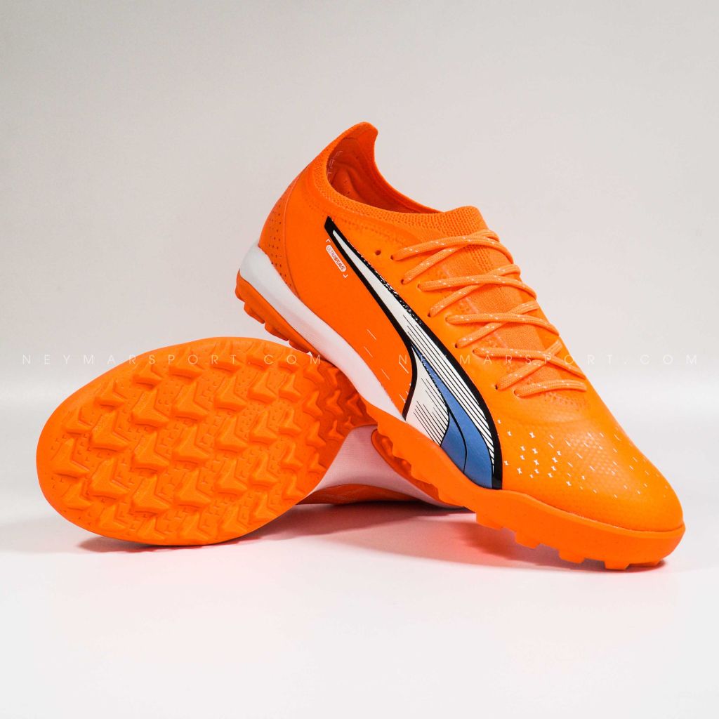Giày đá bóng PUMA Ultra Ultimate Cage TT Supercharge - Ultra Orange/PUMA White/Blue Glimmer 107210-01