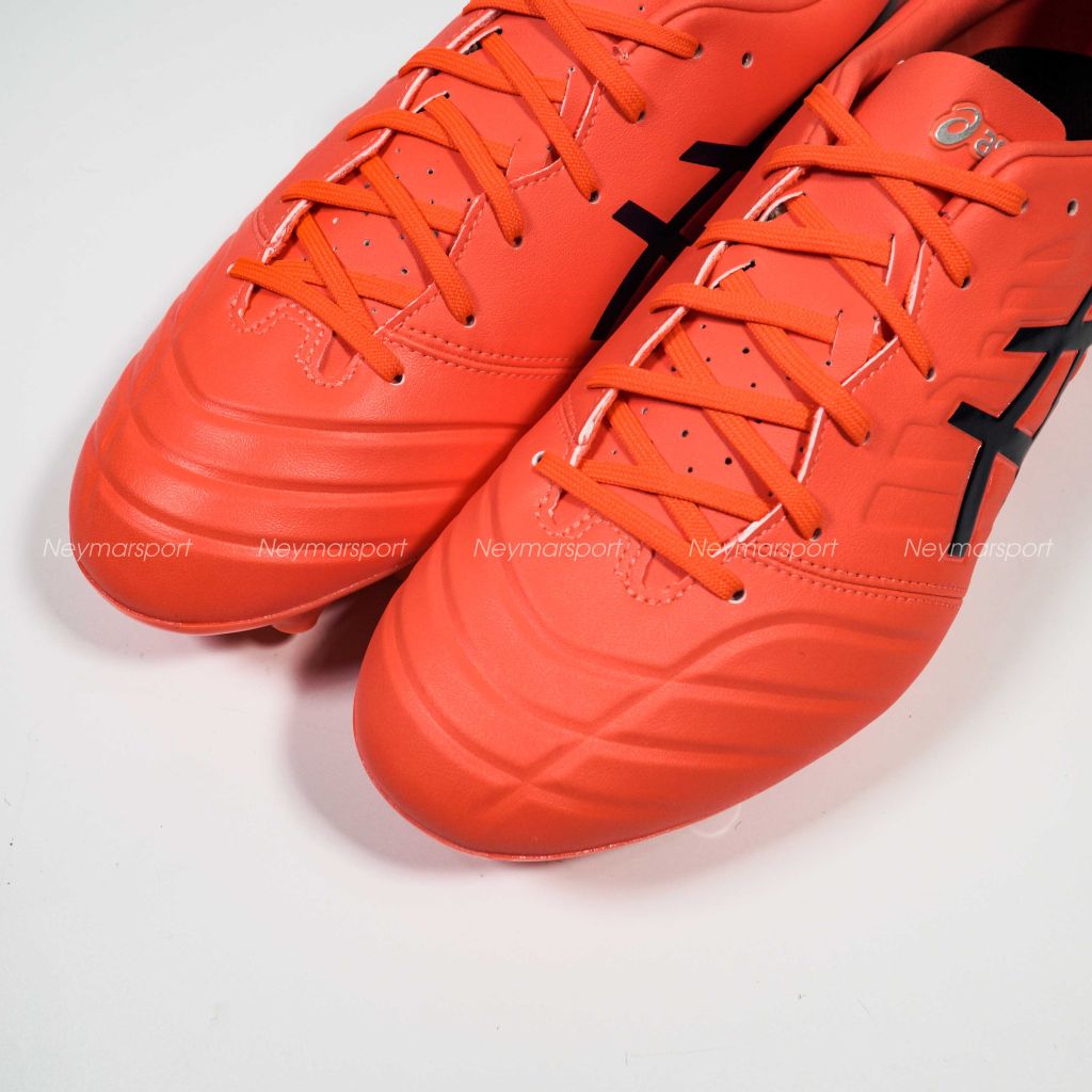 chaco harper mid ankle boots