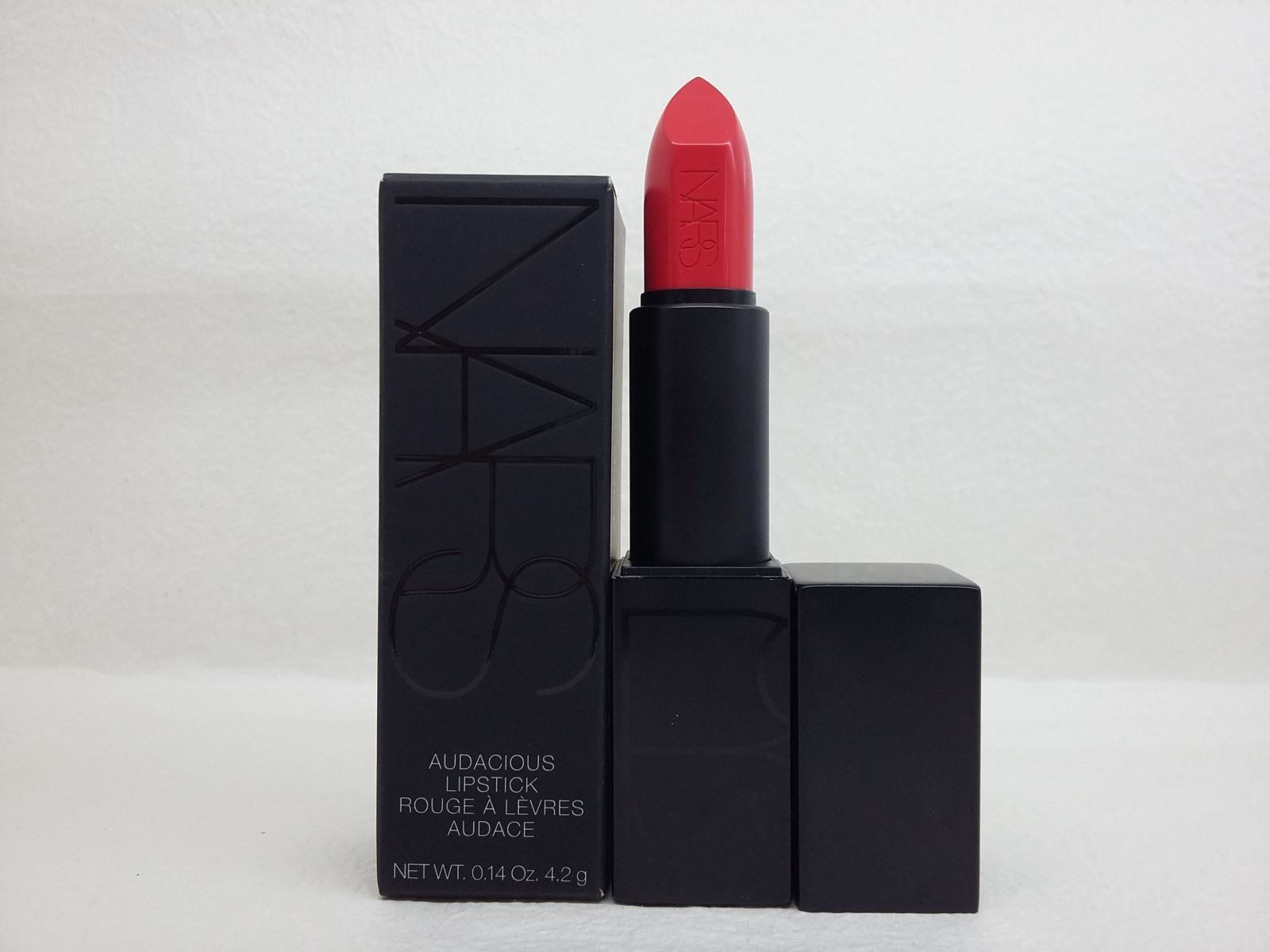 Son Thỏi NARS USA nắp hít H