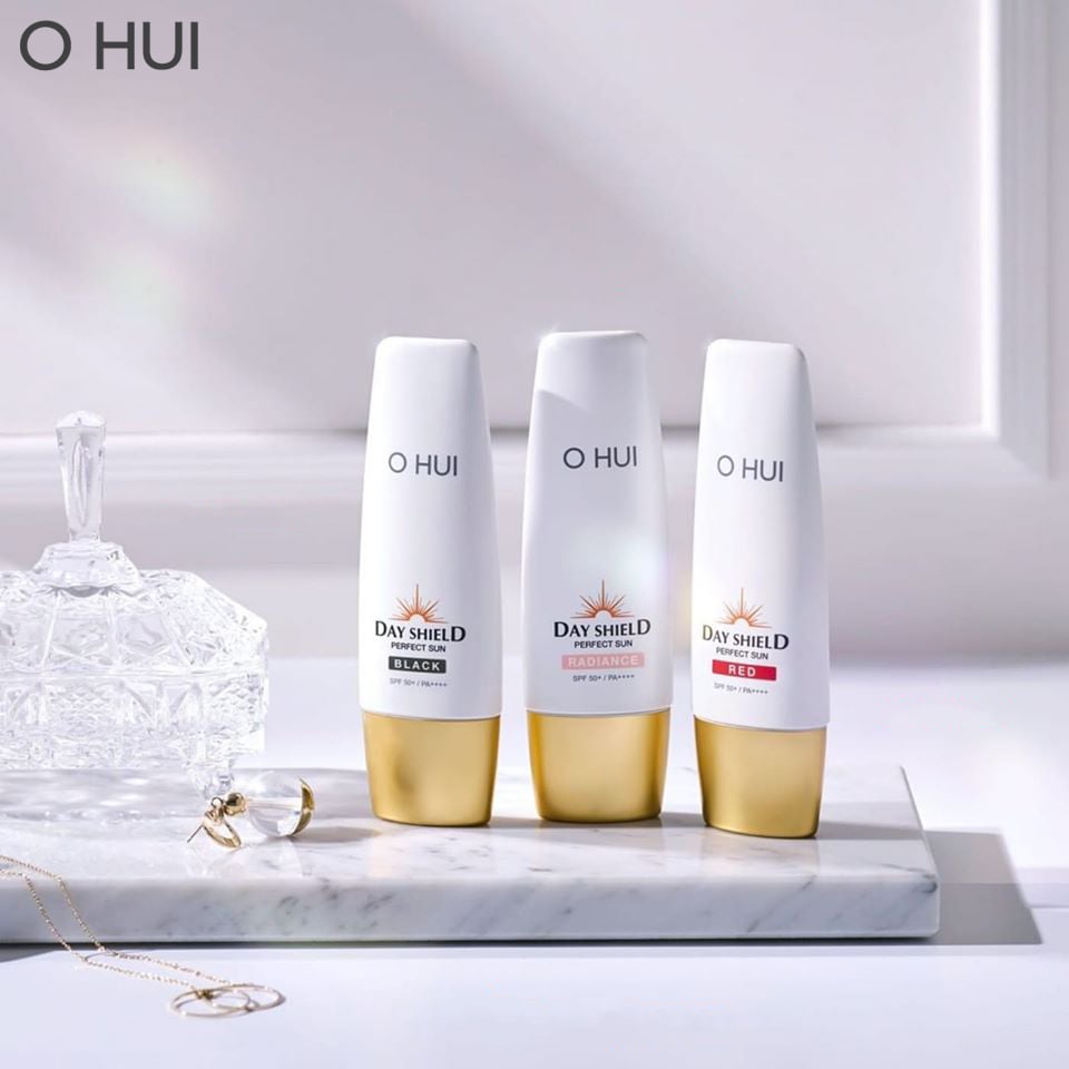 Kem Chống Nắng Ohui Day Shield Perfect Sun Black Spf 50+ / PA++++ 50ml