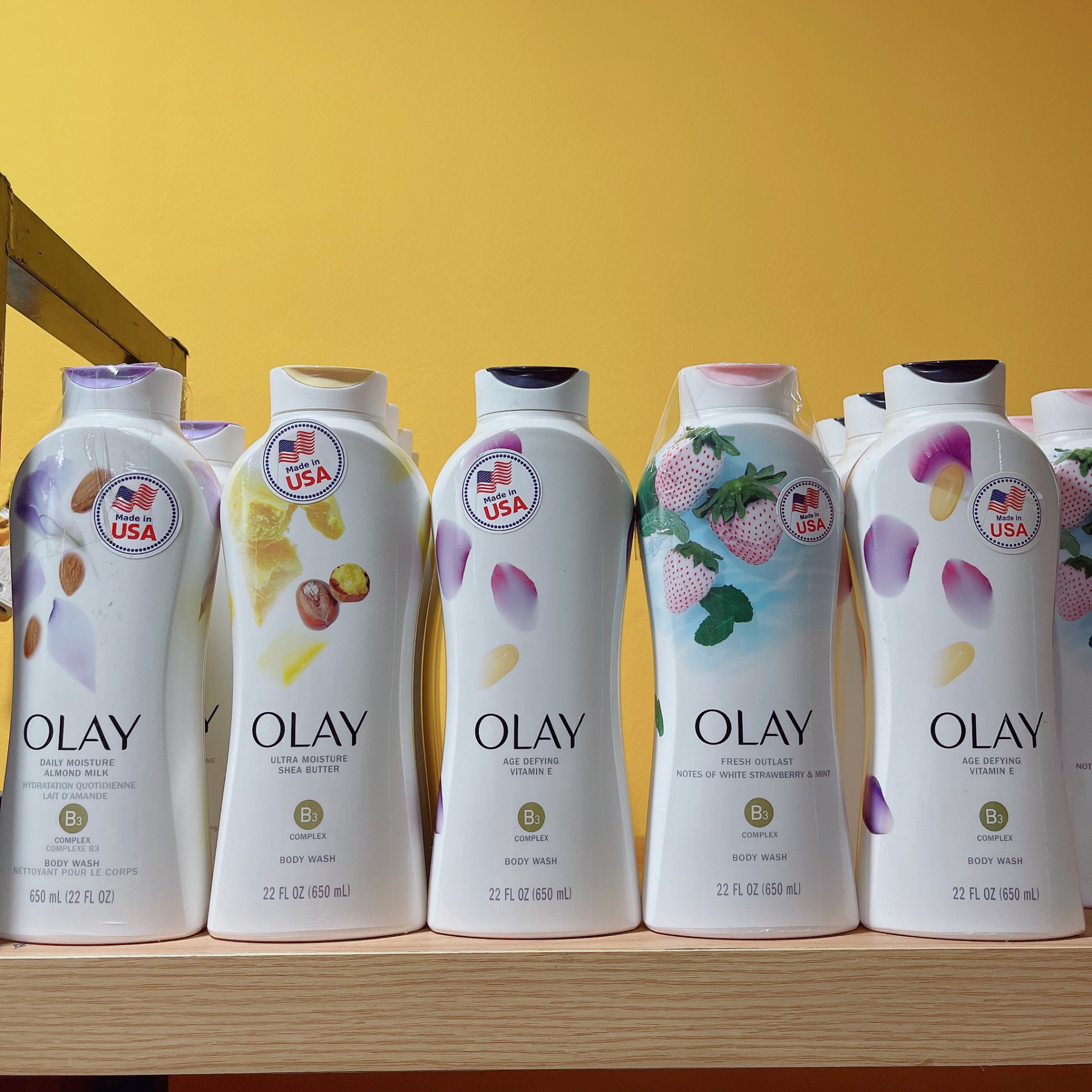 Sữa tắm Olay Body Wash dưỡng da, thơm mát lưu hương 650ml