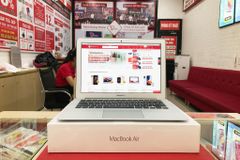 MacBook Air 2017 13 inch i5 / 8G / 128GB - Chính Hãng VN/A