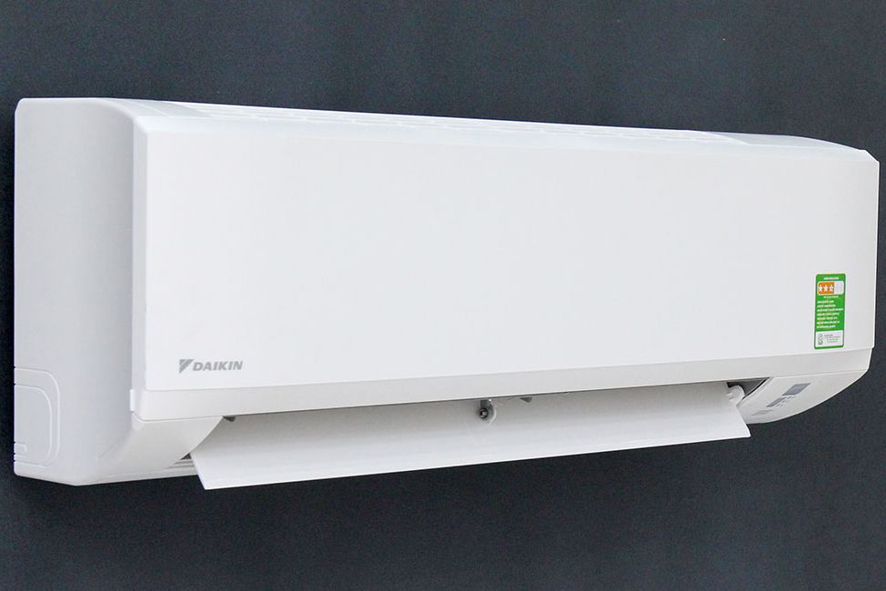 Máy lạnh Daikin 1.5HP FTV35BXV1V R32