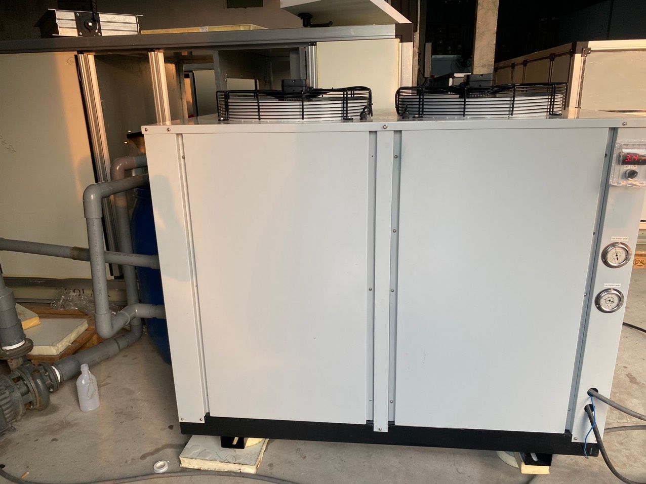 Chiller giải nhiệt gió CWL-AUC-045