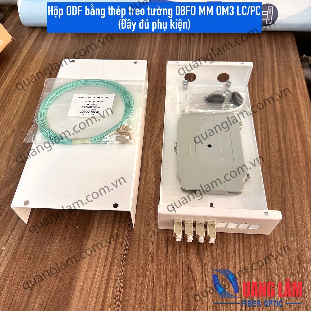 Hộp ODF bằng thép treo tường sơn tĩnh điện 08FO MM OM3 LC/PC (04 ADapter LC/PC MM Duplex, 08 Ống co nhiệt, Khay nối quang, 08 Dây nối quang đa mố OM3 LC/PC dài 1.5M phi 0.9mm)