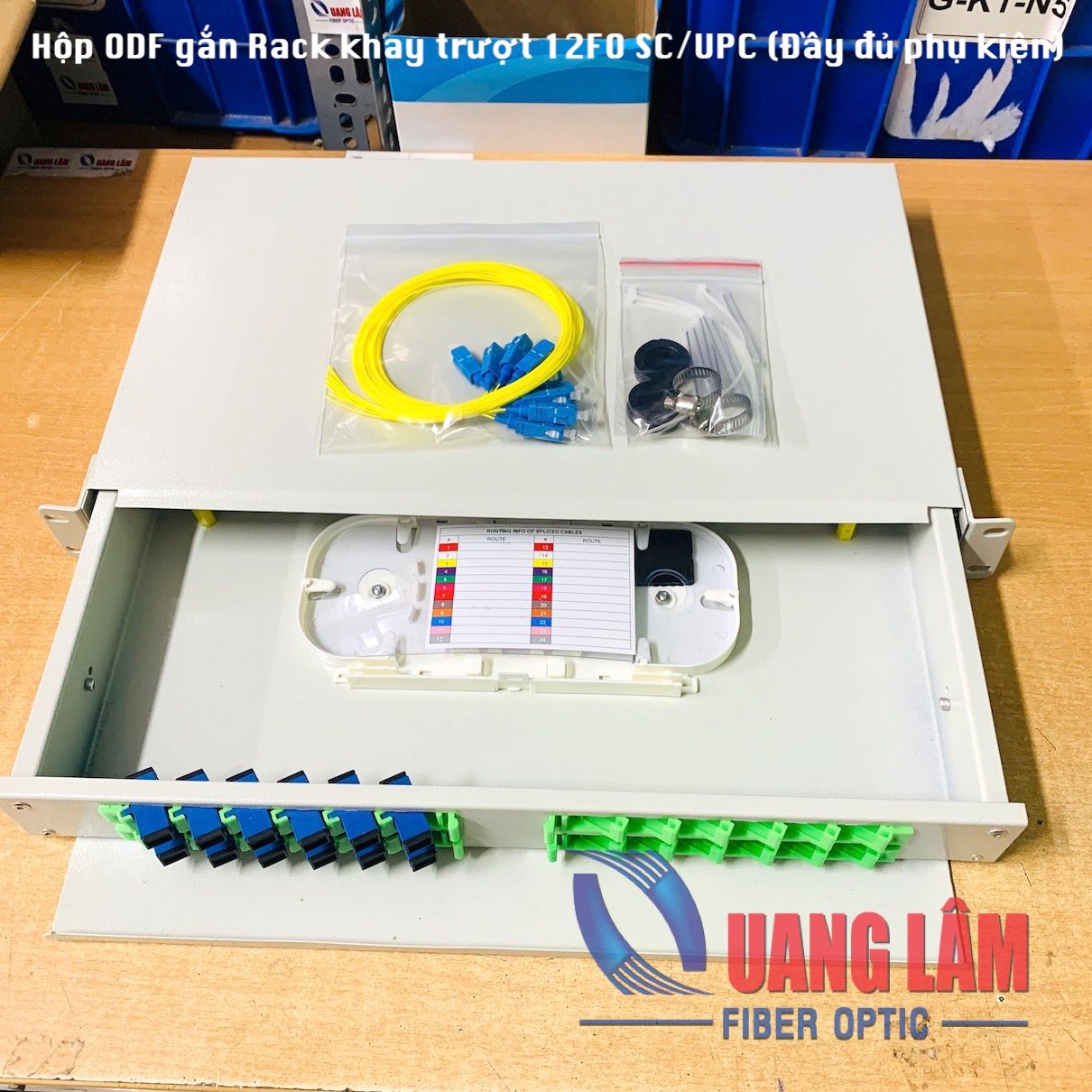 Hộp ODF gắn Rack khay trượt 12FO SC/UPC (Đầy đủ phụ kiện)