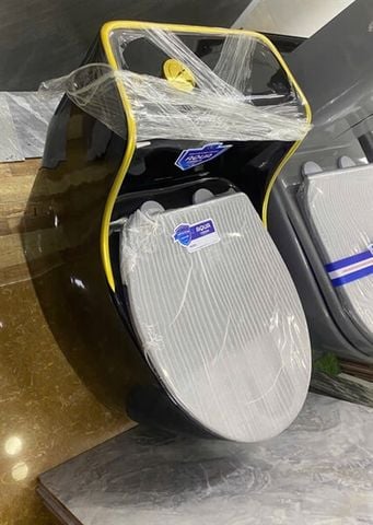 Bàn cầu một khối KENDURA 8813G đen