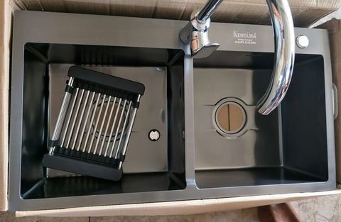 Chậu rửa chén KENDURA 8245 đúc 2 hộc nano đen (KDR-8245IBND-2H)