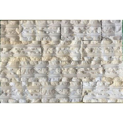 Đá bão táp vàng 10x20